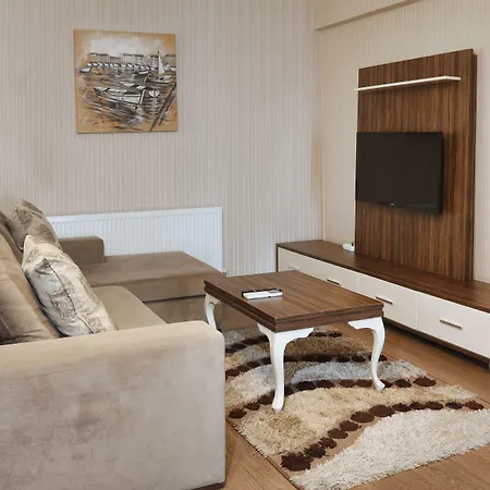 巴勒特之家公寓式酒店 酒店 伊兹密特