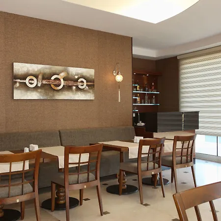 巴勒特之家公寓式酒店 酒店