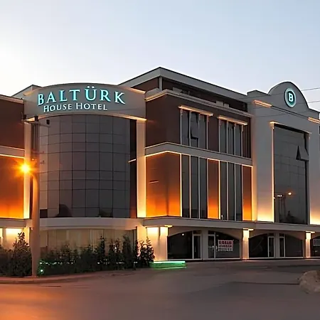 호텔 Balturk House 3*