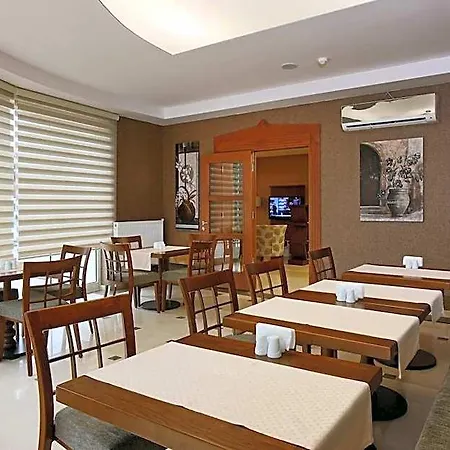 호텔 Balturk House 3*