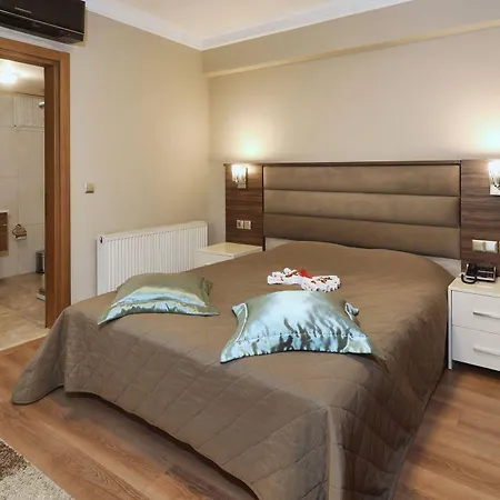 Hotel Balturk House 3*